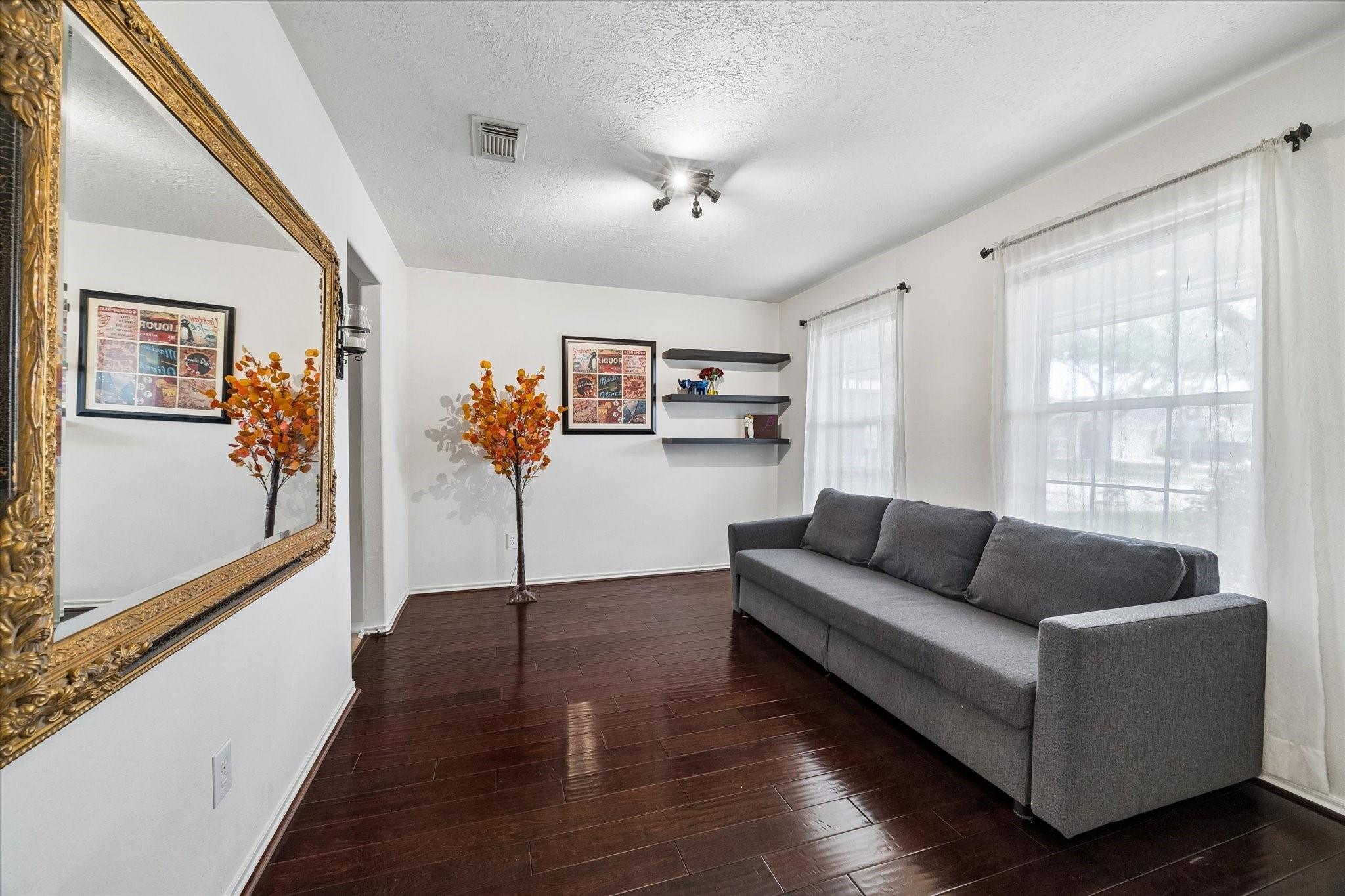 2802 White Sands Drive