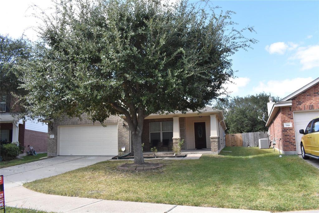 Photo of 7922 Linden Oaks Lane, Richmond, TX 77407 (MLS # 17341882)
