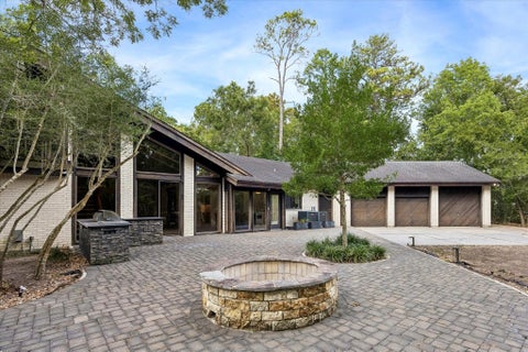 Photo of 104 Gershwin Drive, Houston, TX 77079 (MLS # 78475294)
