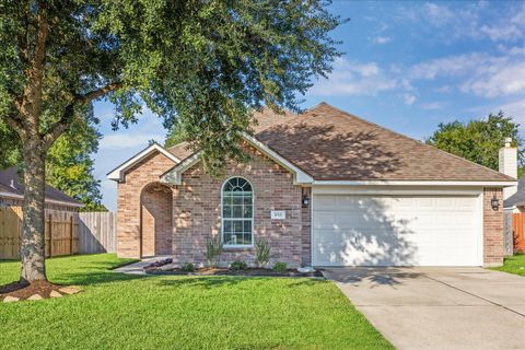 Photo of 1015 Red River Street, League City, TX 77573 (MLS # 72809172)