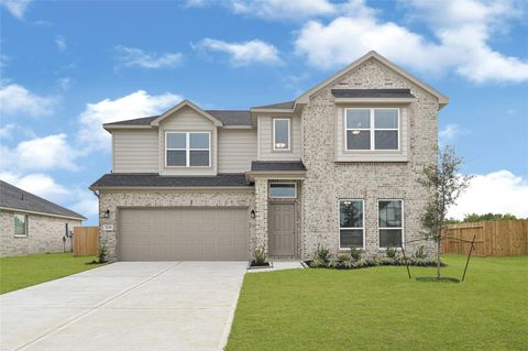 Photo of 3210 Tranquility Lane, Baytown, TX 77521 (MLS # 31684315)