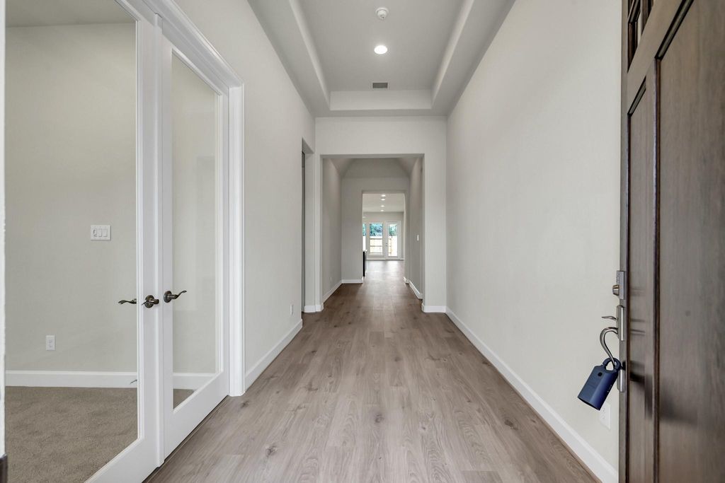 Photo of 224 Silver Sage Court, Conroe, TX 77304 (MLS # 85836757)