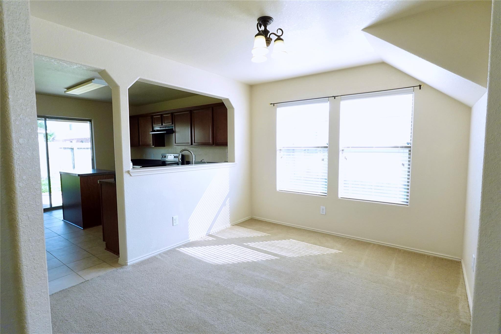 1323 Kane Court