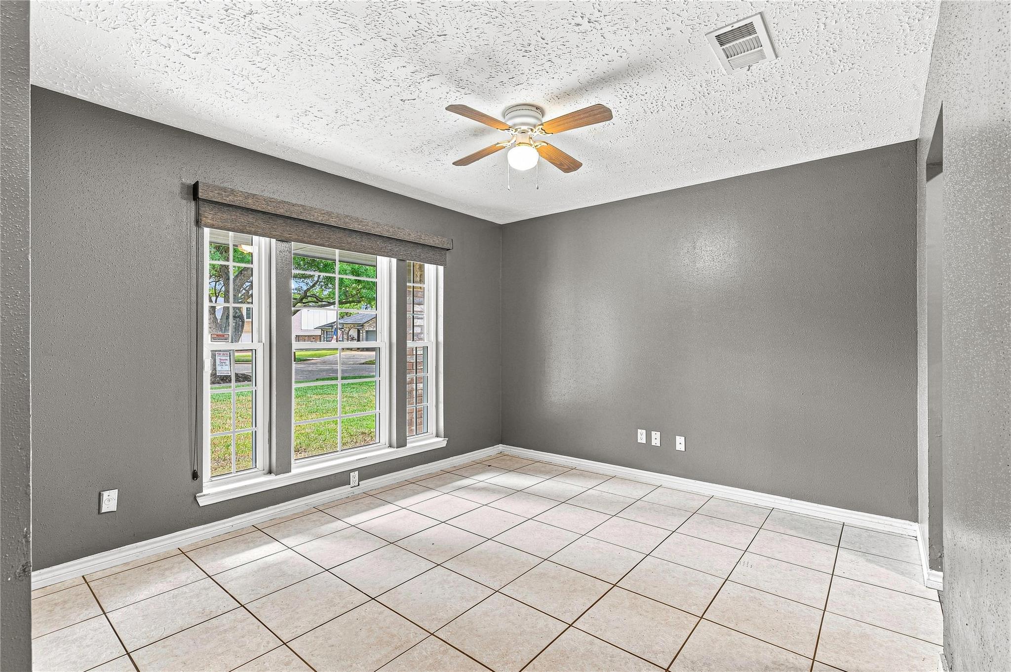 2122 Courtshire Lane