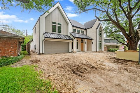 Photo of 3615 Newcastle Drive, Houston, TX 77027 (MLS # 88504274)