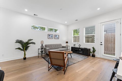 Tiny photo for 412 Neyland Street #D, Houston, TX 77022 (MLS # 60997122)