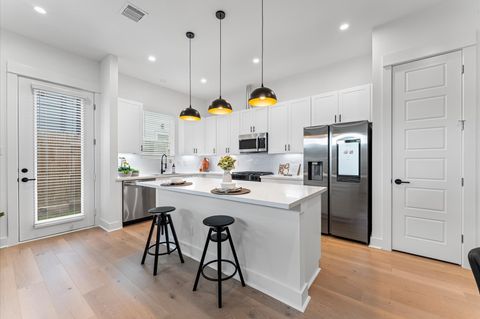 Tiny photo for 412 Neyland Street #D, Houston, TX 77022 (MLS # 60997122)