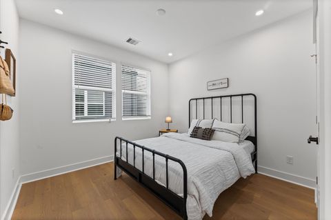 Tiny photo for 412 Neyland Street #D, Houston, TX 77022 (MLS # 60997122)