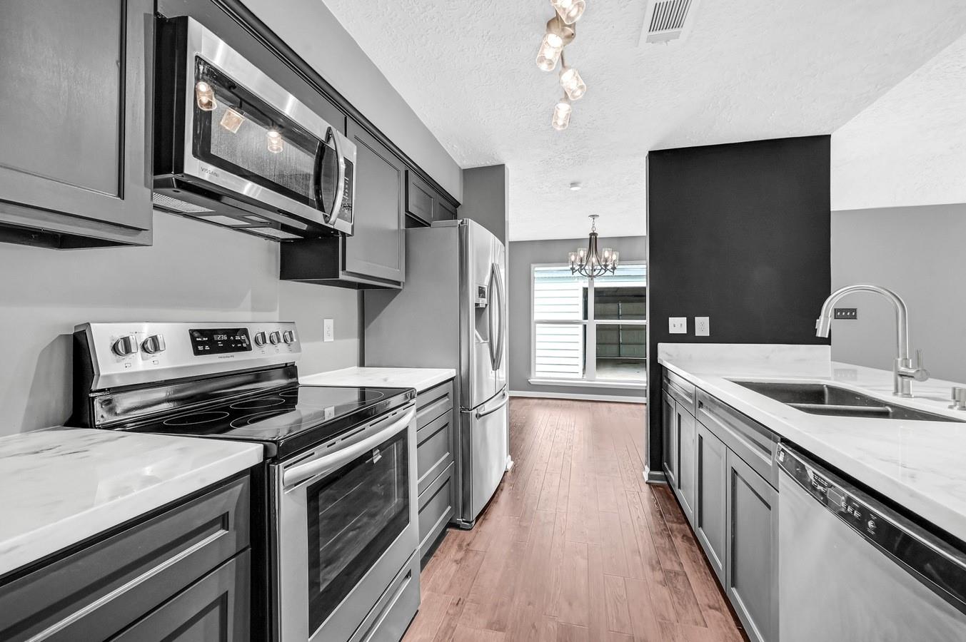 10207 Foxrow Lane
