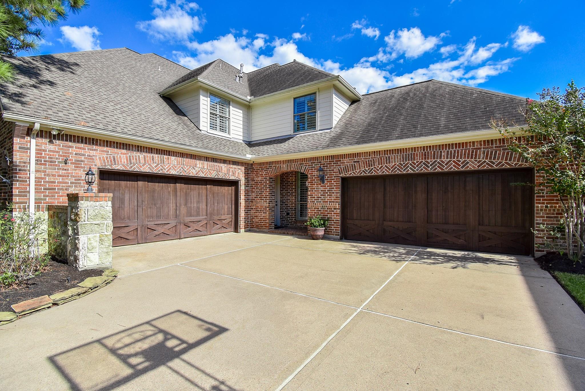8615 Chickasaw Plum Way