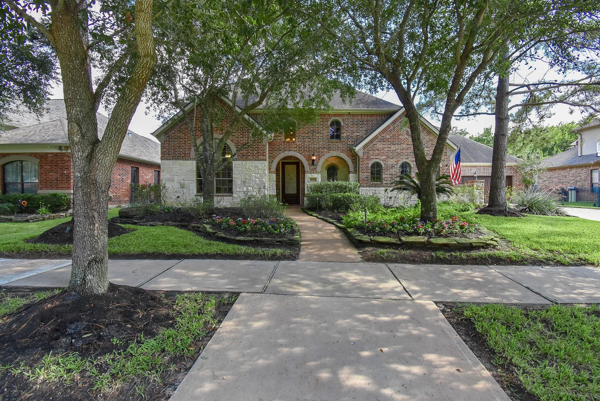 8615 Chickasaw Plum Way