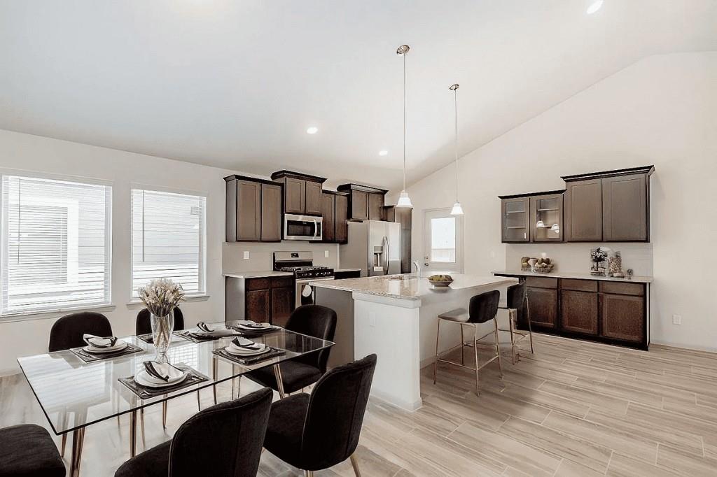 422 Dorion Lagoon Drive