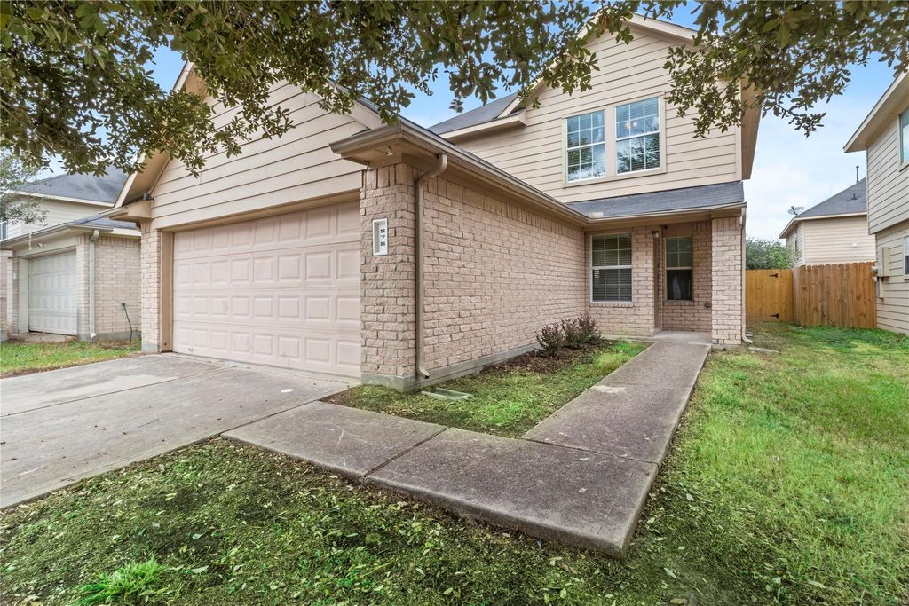 Photo of 878 Sun Prairie Drive, Houston, TX 77090 (MLS # 77623107)