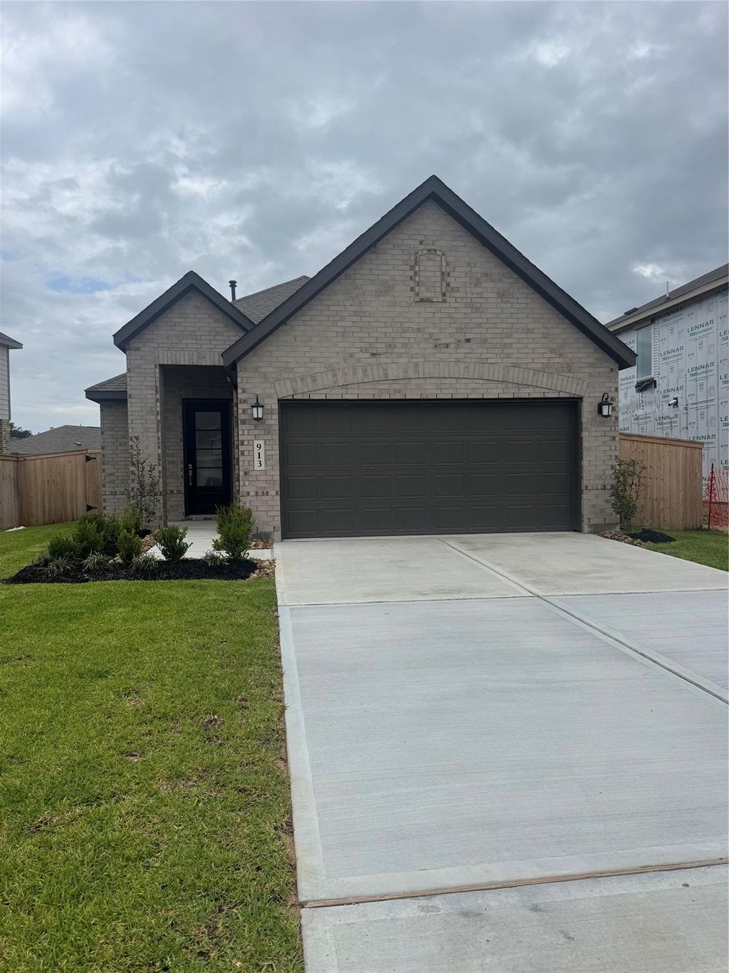 Photo of 913 Capracotta Drive, Huffman, TX 77336 (MLS # 54487134)