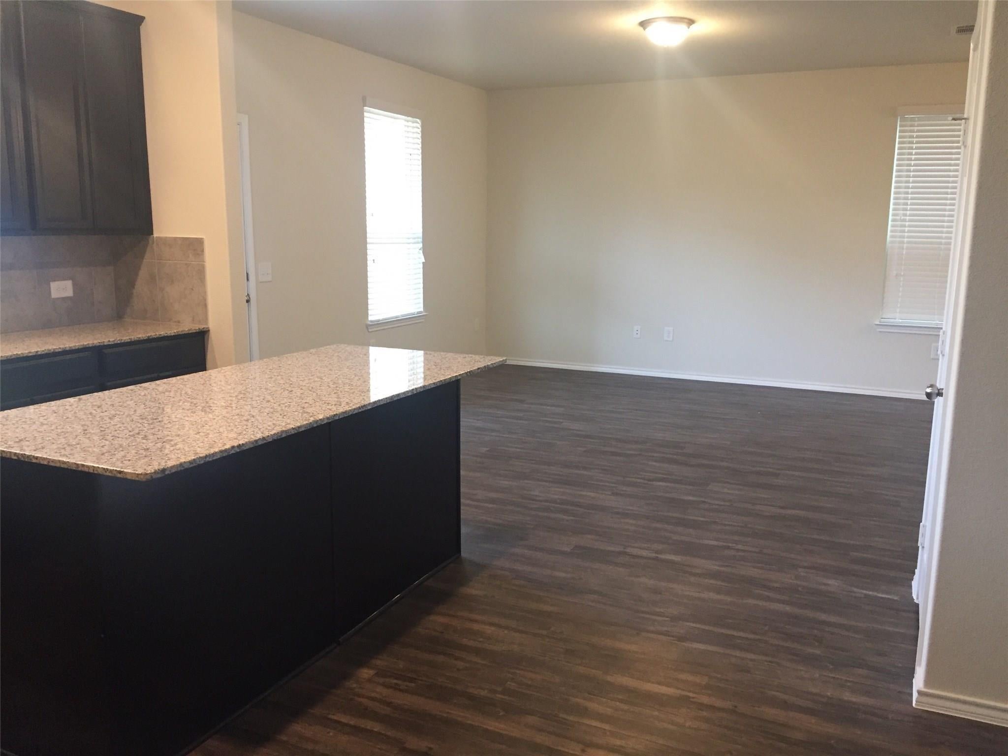15814 Smithland Drive