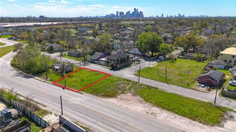 Vacant Land For Sale - 3513 Lockwood Drive<br/> Houston, TX 77026