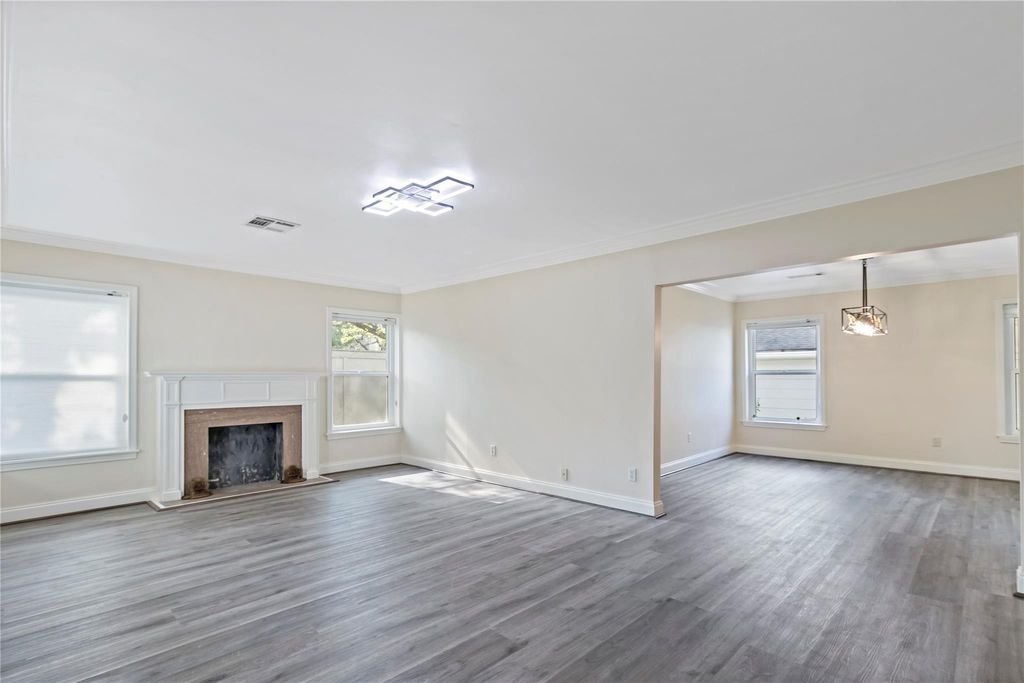 Photo of 2530 Wordsworth Street, Houston, TX 77030 (MLS # 29297063)