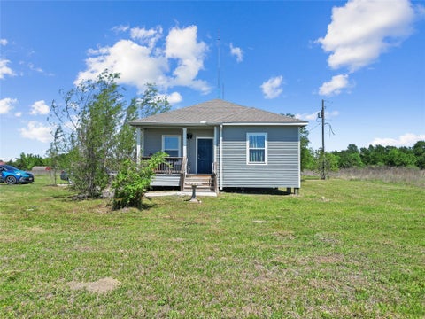 Photo of 11242 Longstreet Road, Willis, TX 77318 (MLS # 25495404)