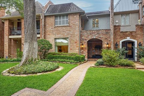 Photo of 9452 Briar Forest Drive, Houston, TX 77063 (MLS # 45011465)