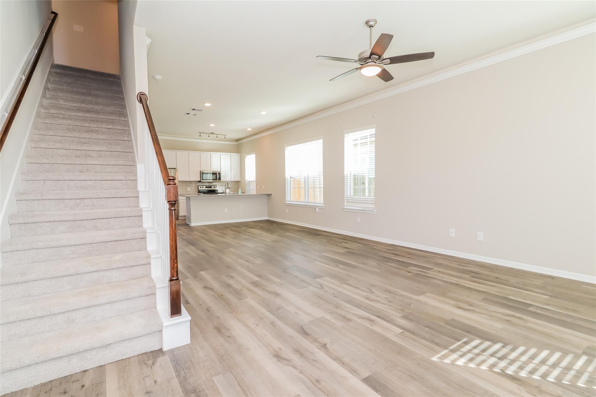 9845 Crescent Cove Drive