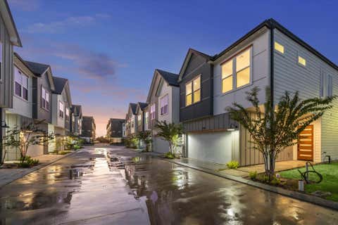 Photo of 1922 Luna Woods Lane Ln, Houston, TX 77055 (MLS # 83172906)