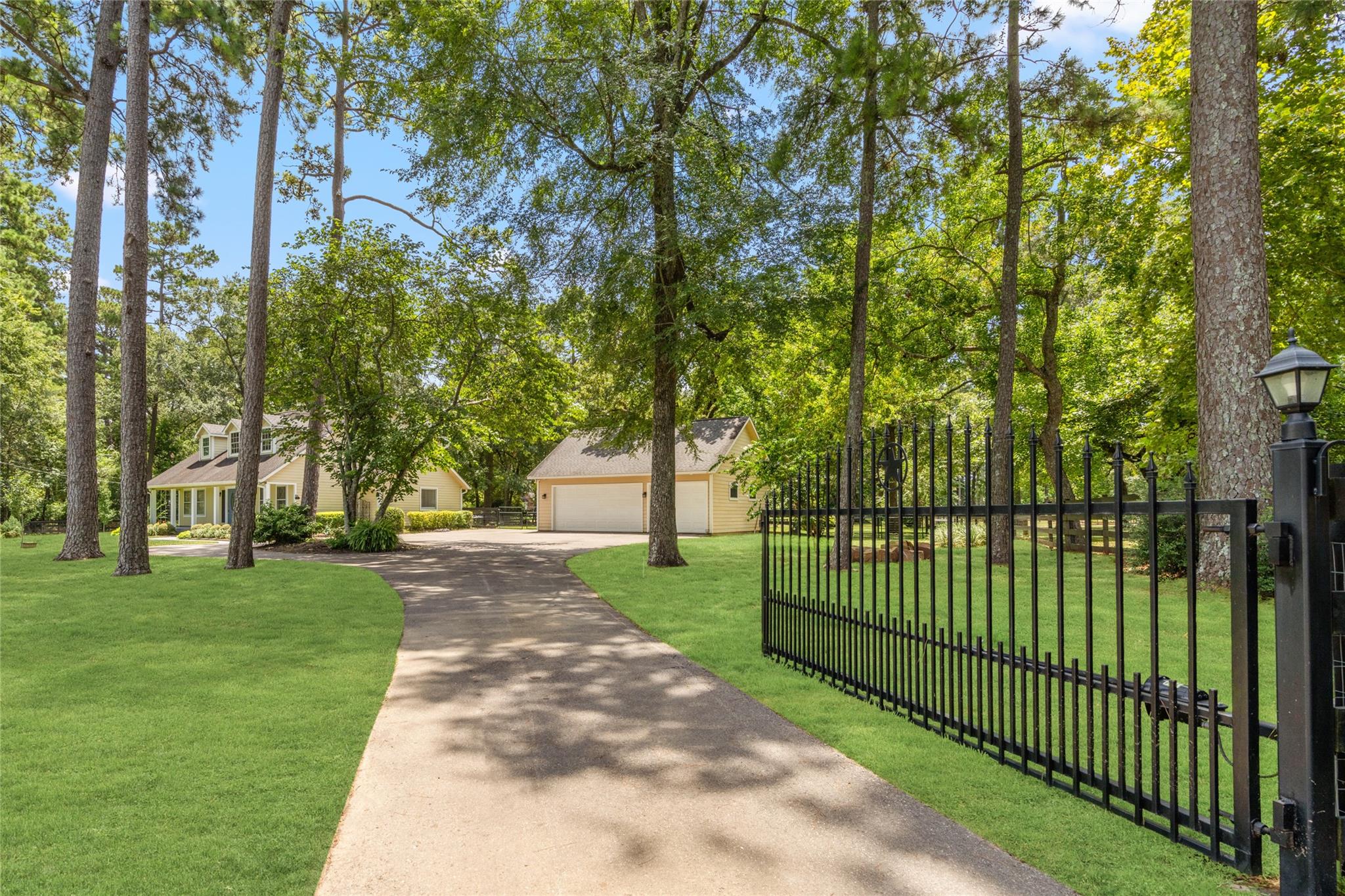 22323 Roberts Cemetery Road