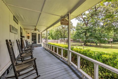Photo of 188 Chrissy Lane, Trinity, TX 75862 (MLS # 30216451)