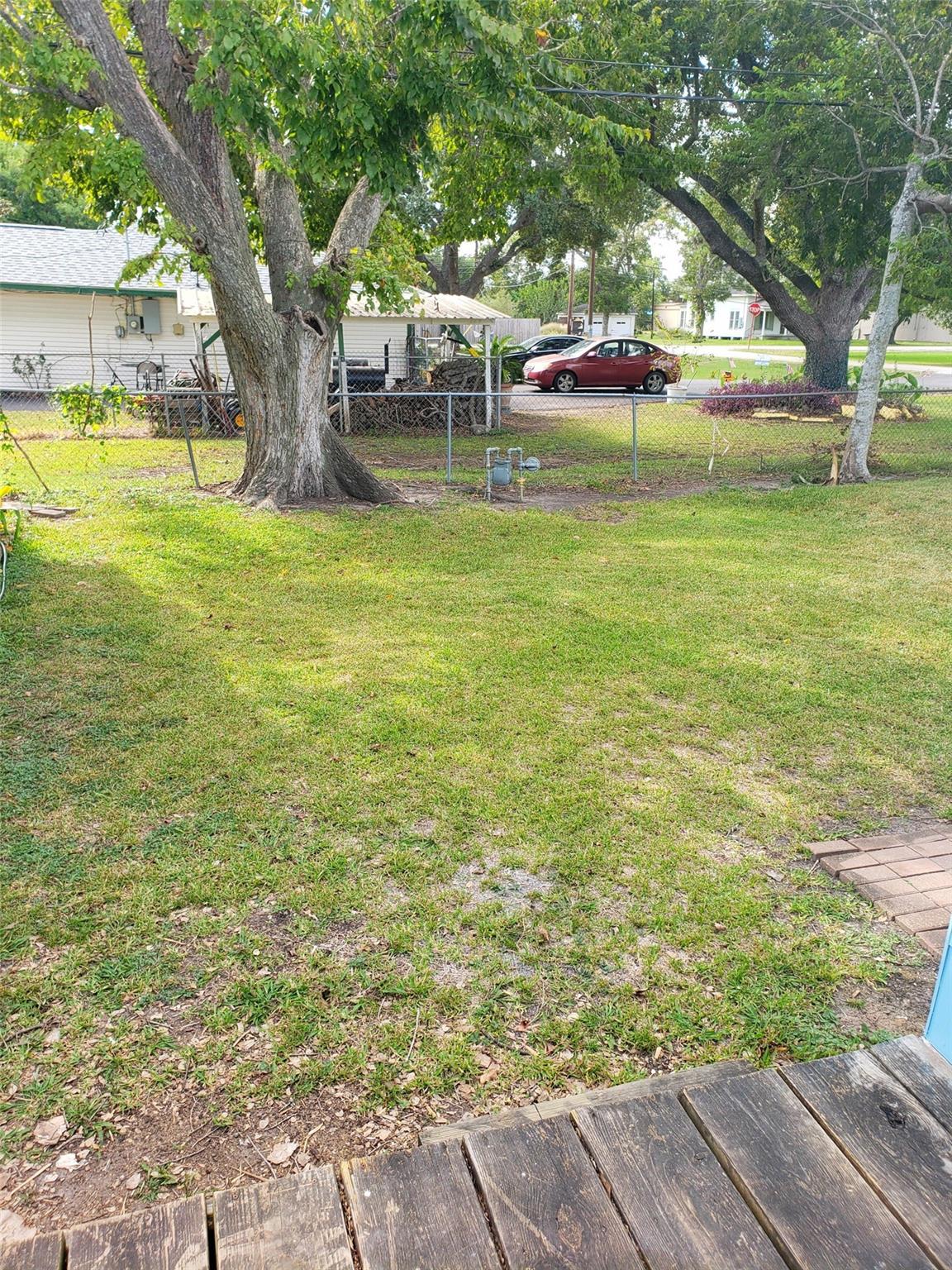 2506 Pearland Avenue