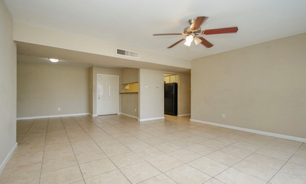 Photo of 2822 S Bartell Drive #H6, Houston, TX 77054 (MLS # 82660043)