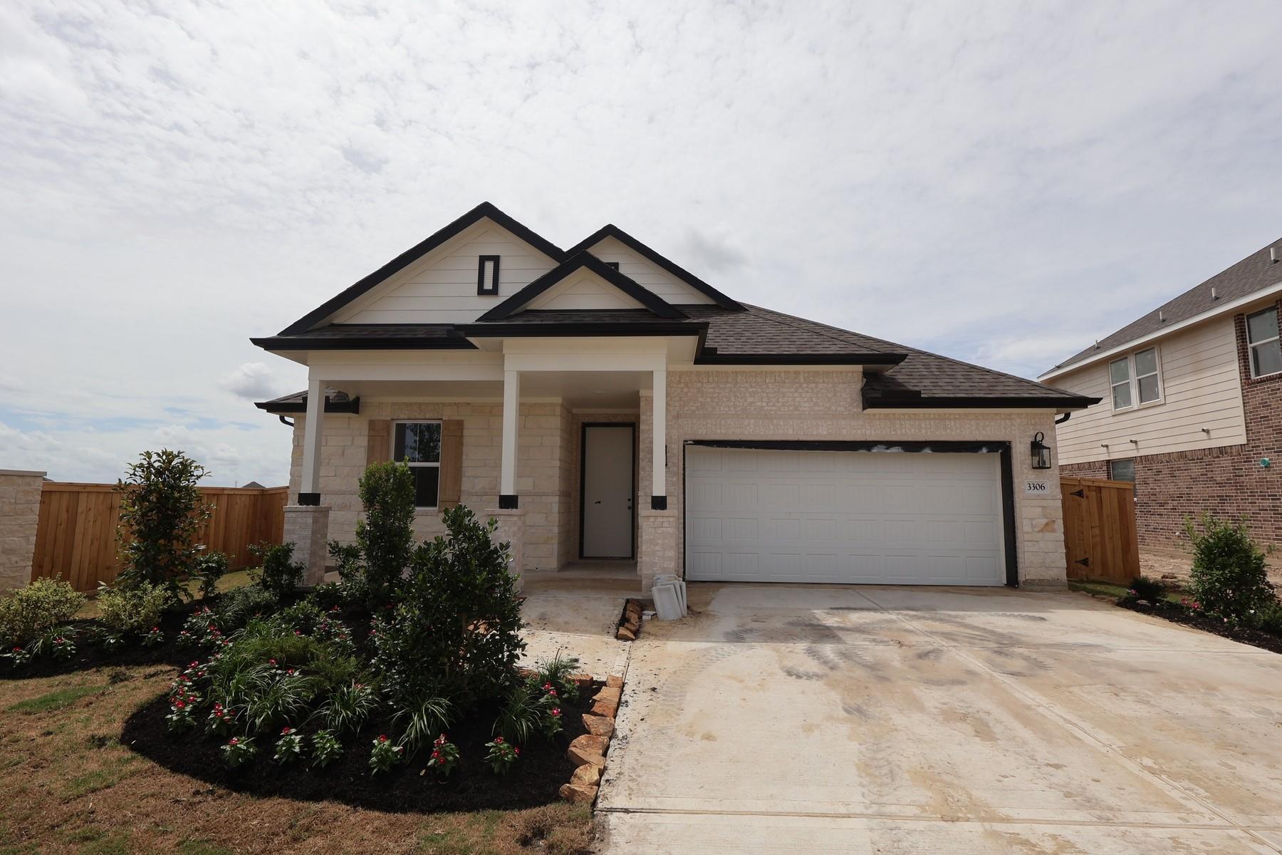 3306 Wickfield Pass Lane