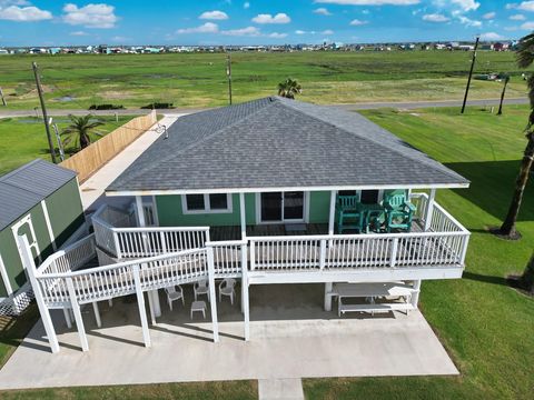 Photo of 549 Private Road 675, Sargent, TX 77414 (MLS # 2635601)