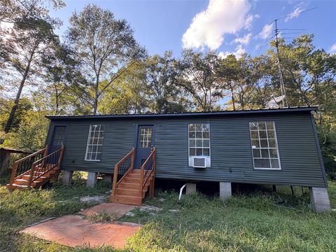 Photo of 81 Gourd Creek Drive, Huntsville, TX 77340 (MLS # 79443640)