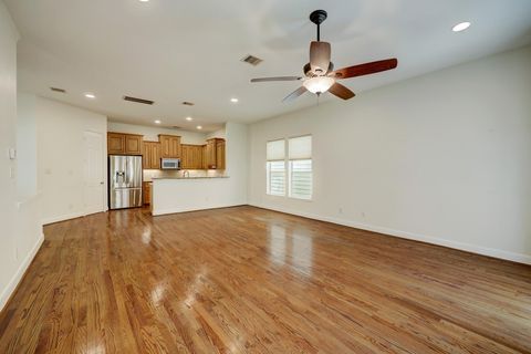 Tiny photo for 5322 Nett Street #C, Houston, TX 77007 (MLS # 14927287)