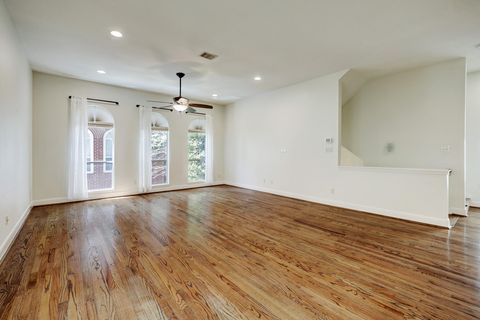 Tiny photo for 5322 Nett Street #C, Houston, TX 77007 (MLS # 14927287)