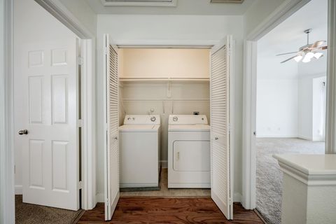 Tiny photo for 5322 Nett Street #C, Houston, TX 77007 (MLS # 14927287)