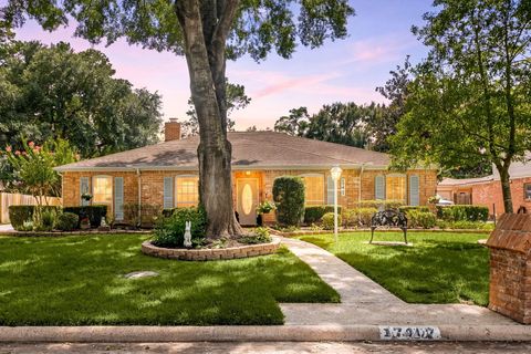 Photo of 17407 Loring Lane LN, Spring, TX 77388 (MLS # 66686682)