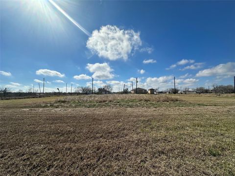 Vacant Land For Sale - S Avenue H<br/> Freeport, TX 77541