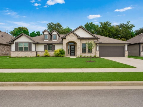 Photo of 8510 Amber Bend Drive, Baytown, TX 77521 (MLS # 45989915)