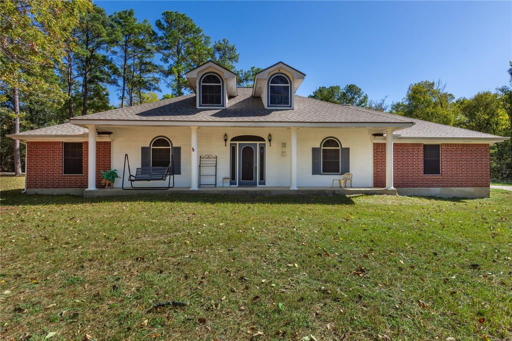 Photo of 140 Acorn Hill Drive, Huntsville, TX 77320 (MLS # 63167766)