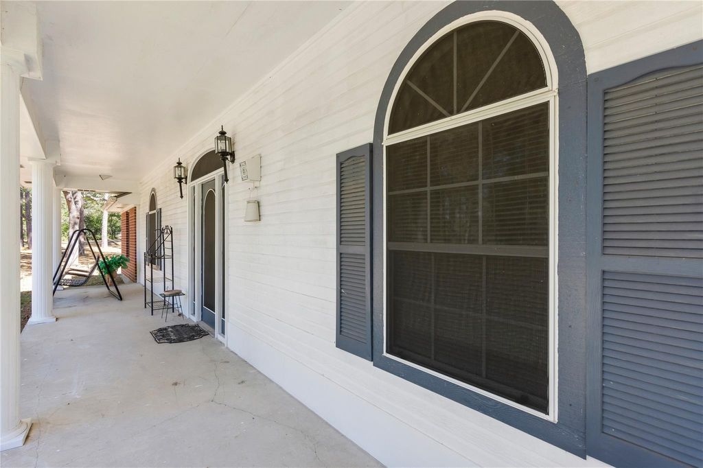 Photo of 140 Acorn Hill Drive, Huntsville, TX 77320 (MLS # 63167766)