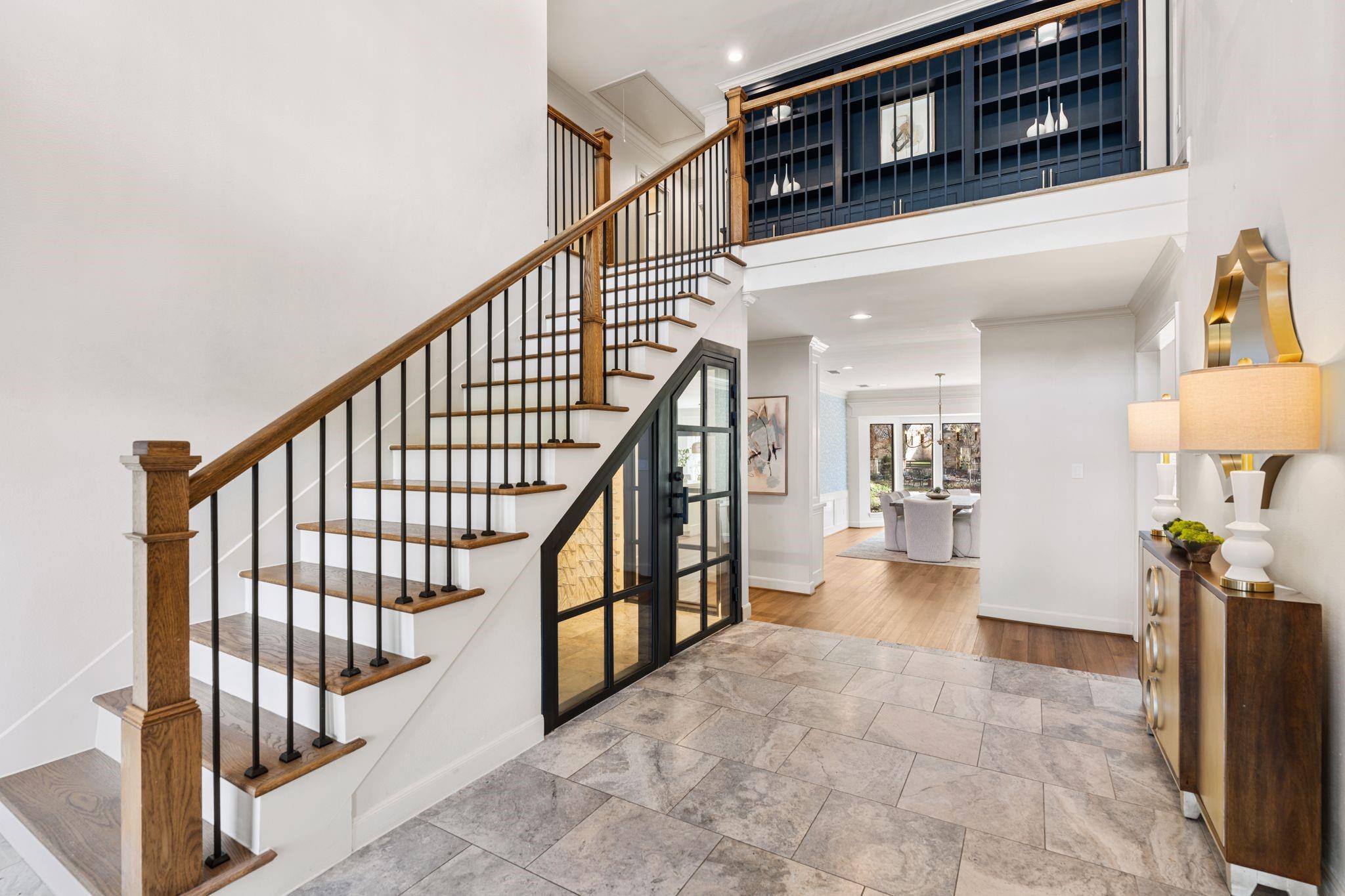 3113 N Saddlebrook Lane