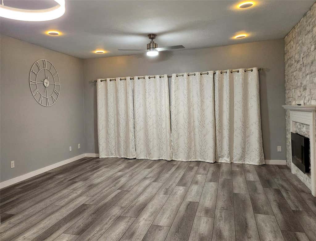 Photo of 6500 Harbor Town Drive #2608, Houston, TX 77036 (MLS # 55512170)