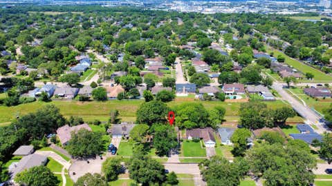 Homes For Rent - 10602 Raydell Drive<br/> Houston, TX 77031