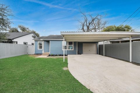 Photo of 6606 Force Street, Houston, TX 77020 (MLS # 78579288)