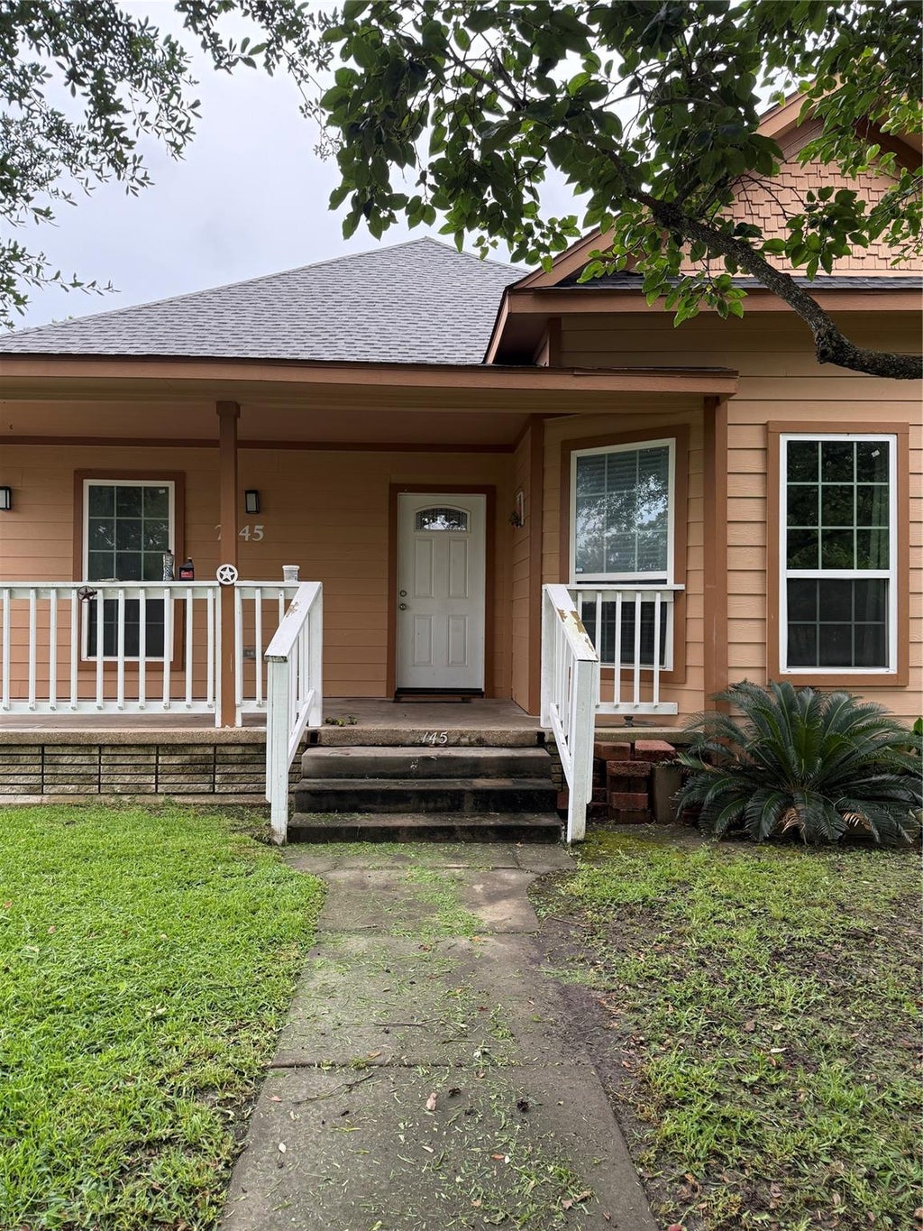 Photo of 2145 5th St ST, Port Arthur, TX 77640 (MLS # 7941895)