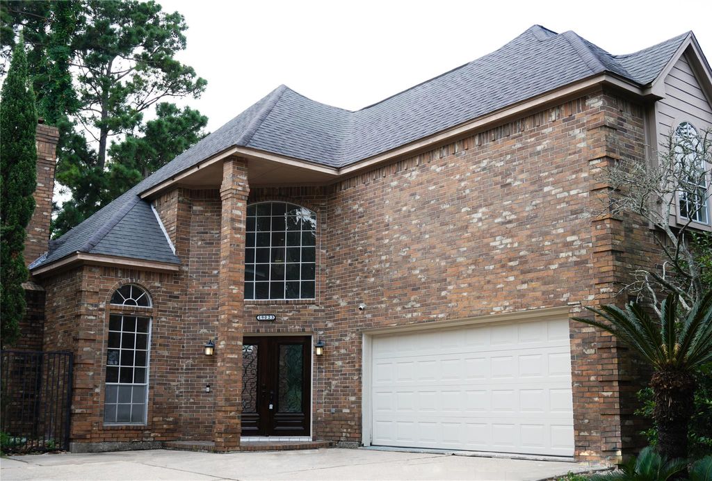 Photo of 19023 Owen Oak Drive, Humble, TX 77346 (MLS # 72765218)
