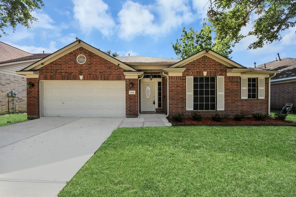 Photo of 5618 Painted Trail Drive, Houston, TX 77084 (MLS # 86127862)