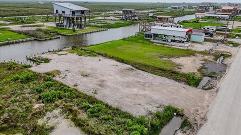 Photo of 1400 Van Sant, Gilchrist, TX 77617 (MLS # 87076439)