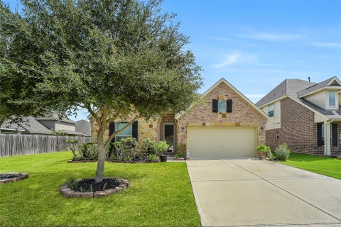Photo of 2718 Wembley Way, Rosenberg, TX 77471 (MLS # 26821408)