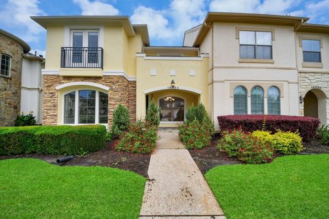 Photo of 14454 Summerleaf Lane, Houston, TX 77077 (MLS # 45585949)